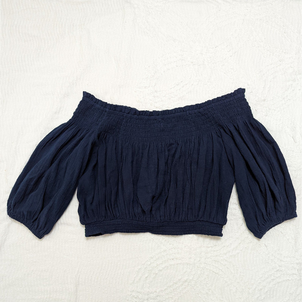 We The Free Women's Size Medium Cropped 3/4 Sleeve Boat Neck Peasant Top - Picture 2 of 4